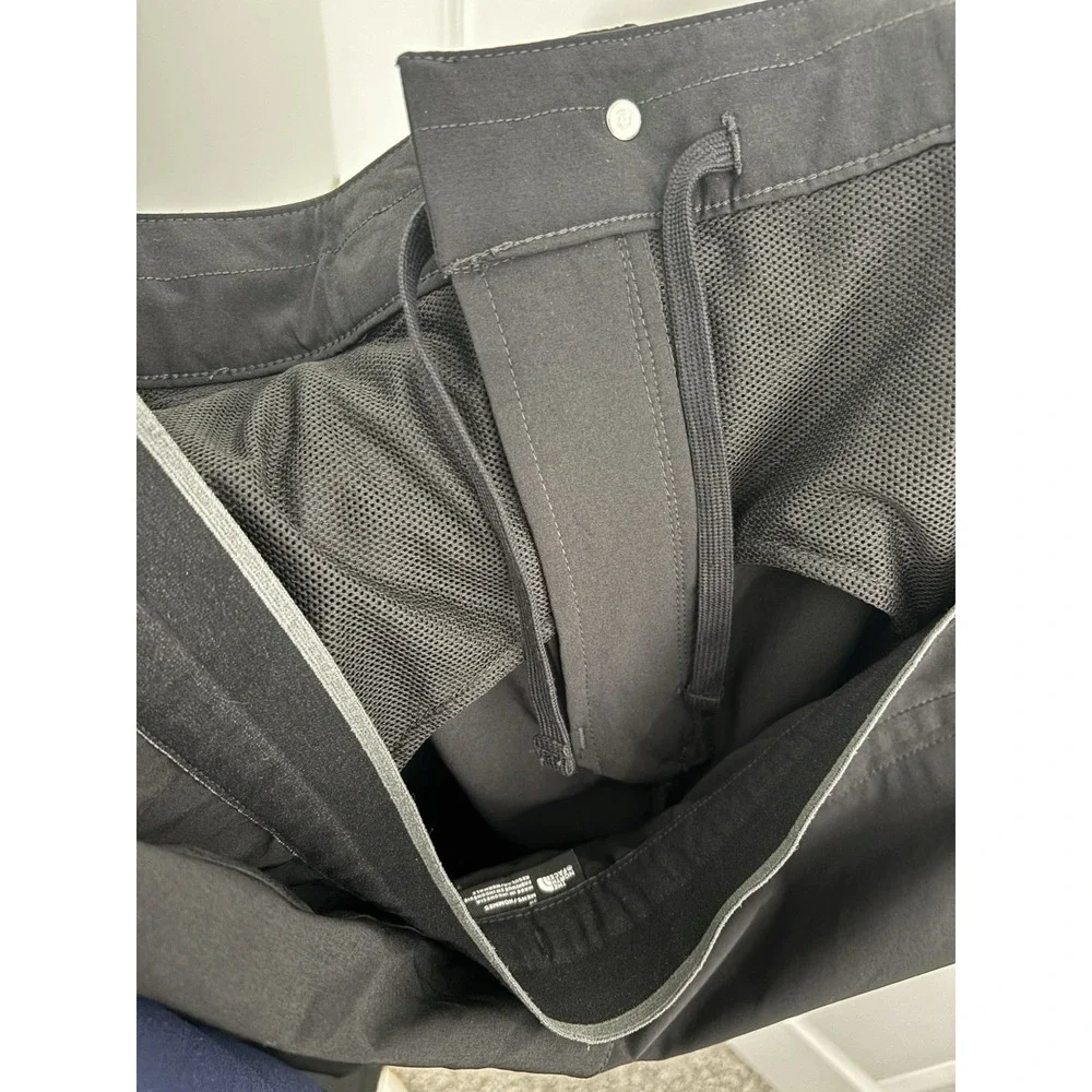 The North Face Mens 38 Black Stretch Hiking Pants Outdoor Performance 0639